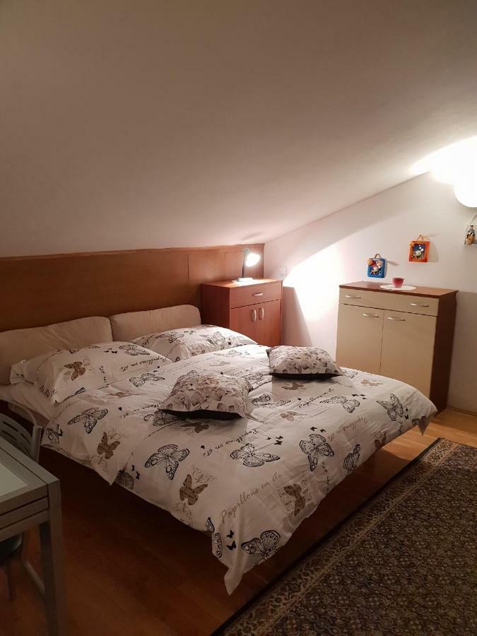 Studio Balen Malinska Bagian luar foto