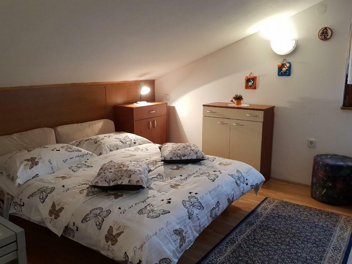 Studio Balen Malinska Bagian luar foto